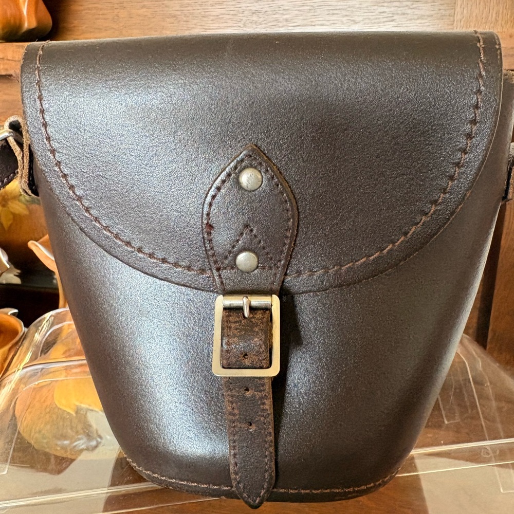 Zatchels  brand dark brown, leather barrel bag handmade